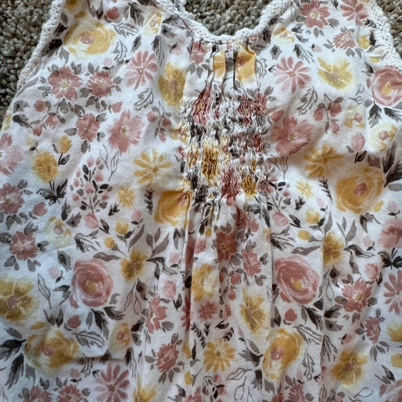 Dylan & Abby Baby Girl Floral Ruffle Romper boho vintage- Size 6-9 Months - Picture 3 of 7